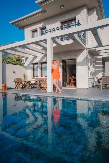 Havuzlu Korunakli Jakuzili Villa Fethiye Exteriér fotografie