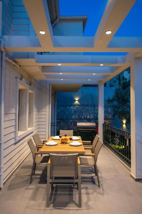 Havuzlu Korunakli Jakuzili Villa Fethiye Exteriér fotografie